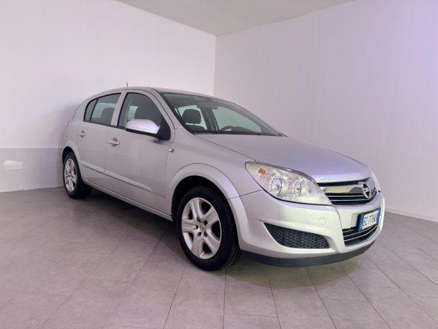OPEL Astra 1.6 16V VVT 5 porte Cosmo