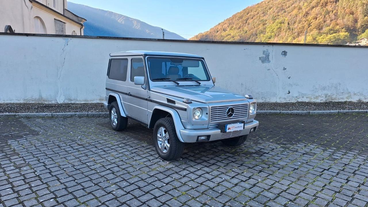 Mercedes-Benz Classe G 300 passo corto Tetto