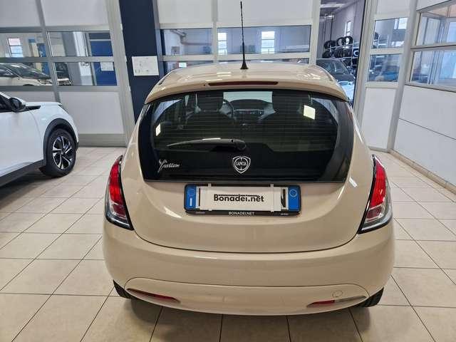 Lancia Ypsilon Ypsilon 1.2 69 CV 5 porte Silver