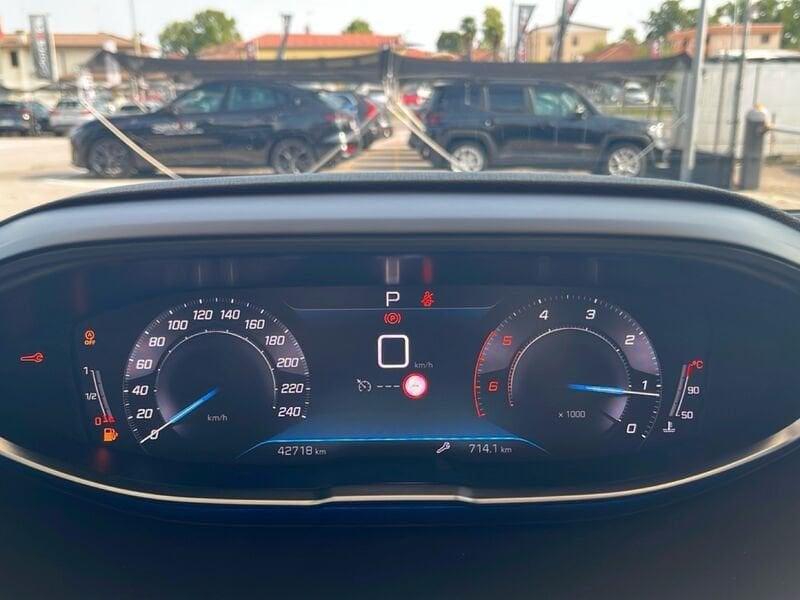 Peugeot 3008 BlueHDI 130 EAT8 S&S Allure Pack