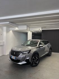 Peugeot 2008 BlueHDi 100 S&S Allure Navi Pack