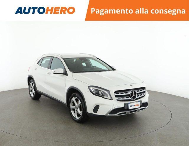 MERCEDES-BENZ GLA 180 d Sport