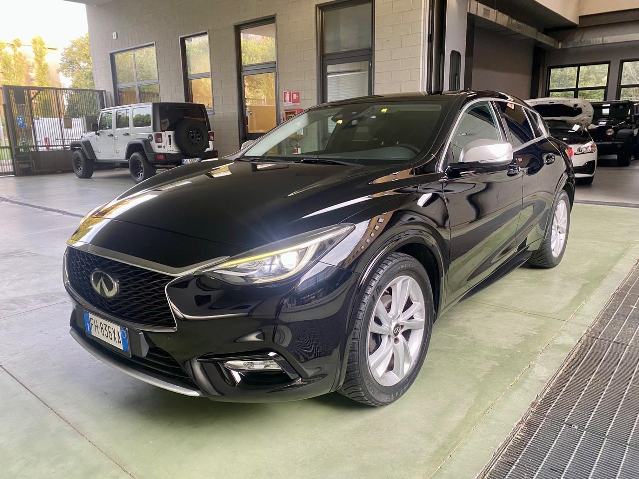 Infiniti Q30 1.5 diesel Premium Tech