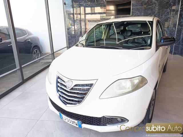 LANCIA Ypsilon 1.3 MJT 75 CV Platino