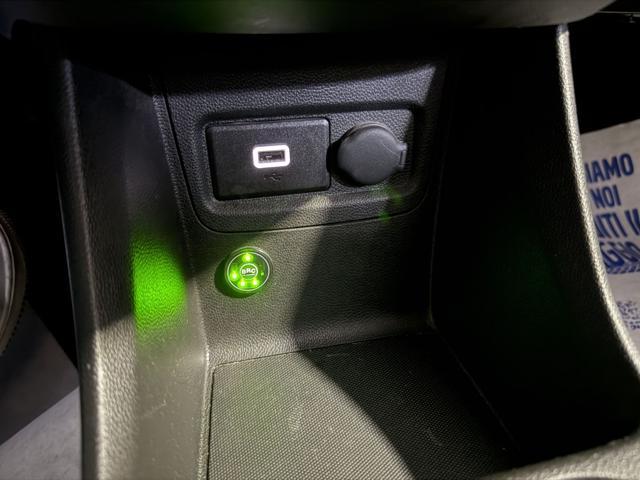 OPEL Karl Rocks 1.0 73 CV