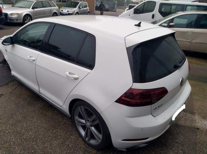 Volkswagen Golf VII 1.6 TDI 115 CV 5p. R-LINE BlueMot. Tech.