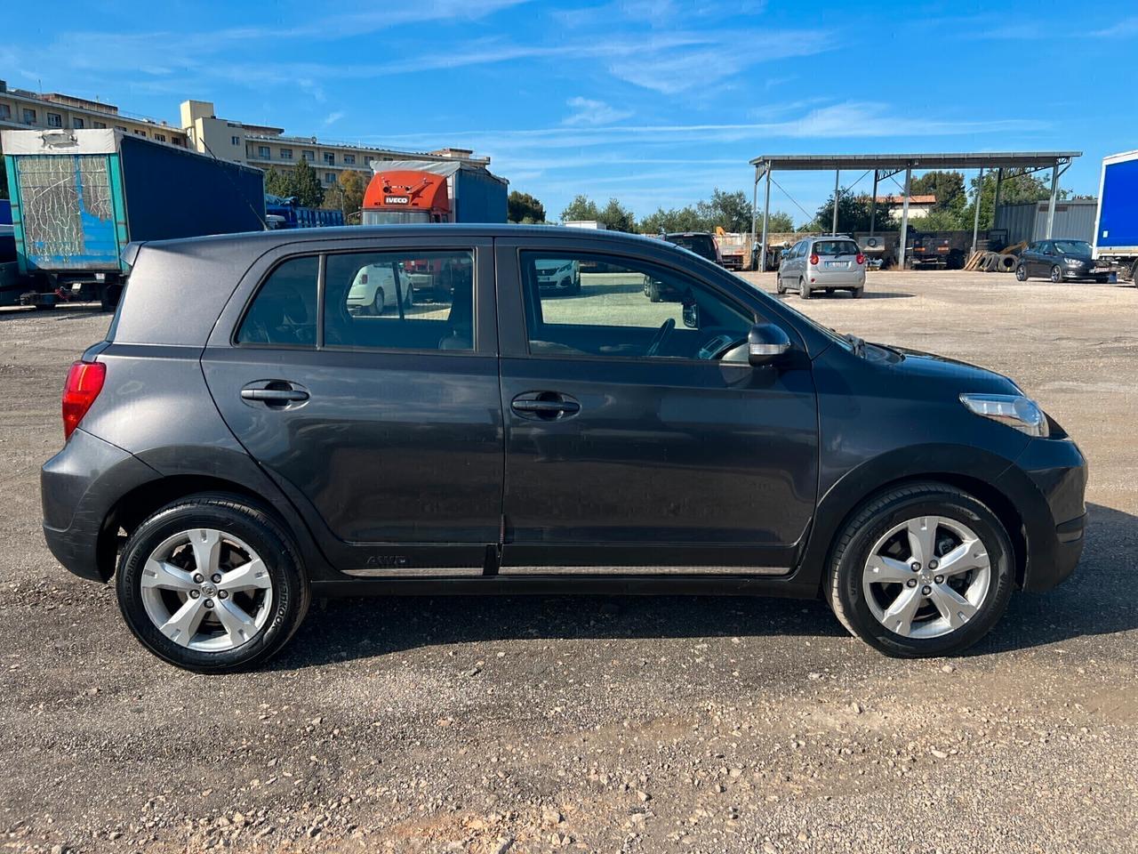 Toyota Urban Cruiser Urban Cruiser 1.4 D-4D AWD Sol