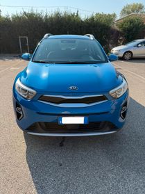 Kia Stonic 1.2 Gpl - NEOPATENTATI - 12 MESI DI GARANZIA -