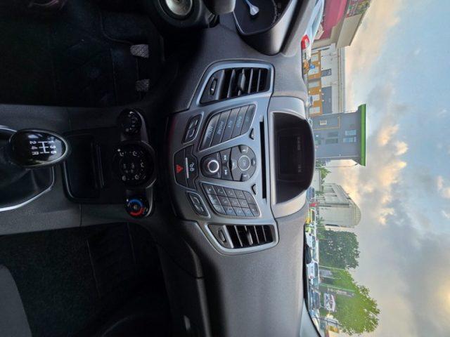 FORD Fiesta 1.5 TDCi 75CV EURO6 NEOPATENTATI PERMUTE