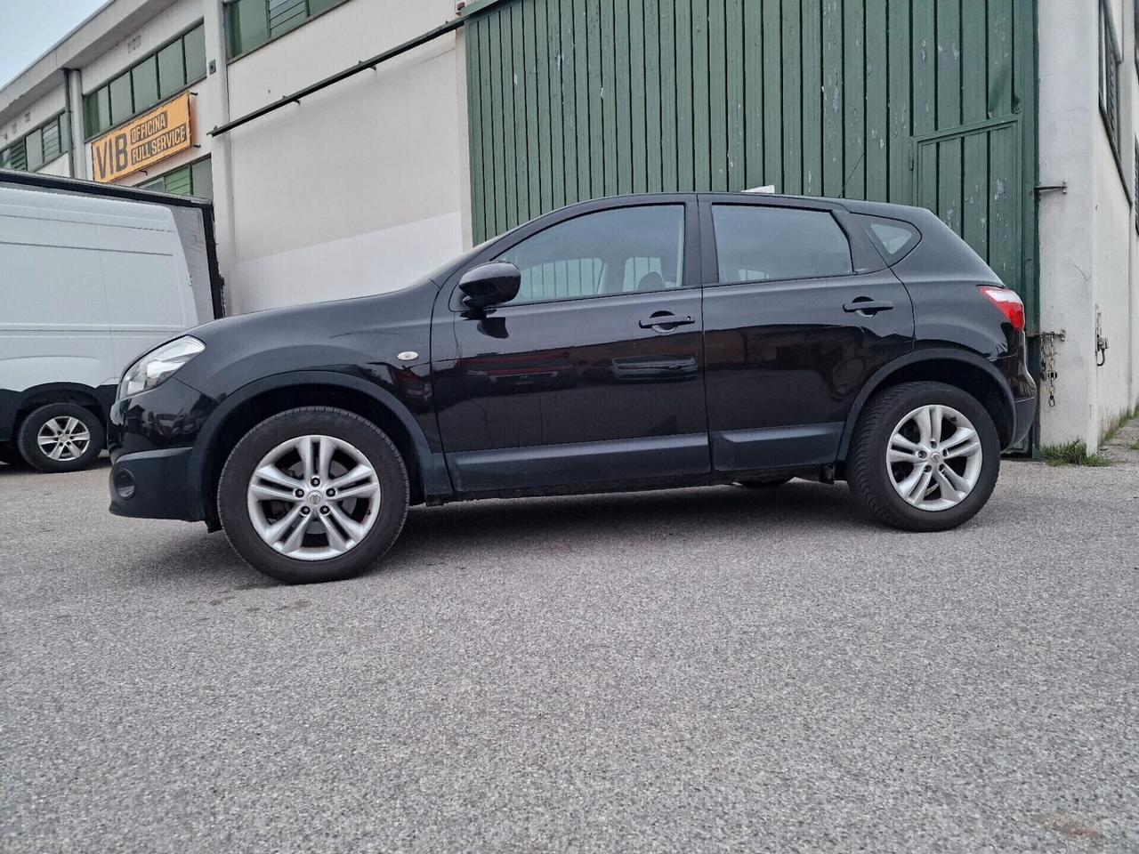 Nissan Qashqai 2.0 dCi DPF Tekna