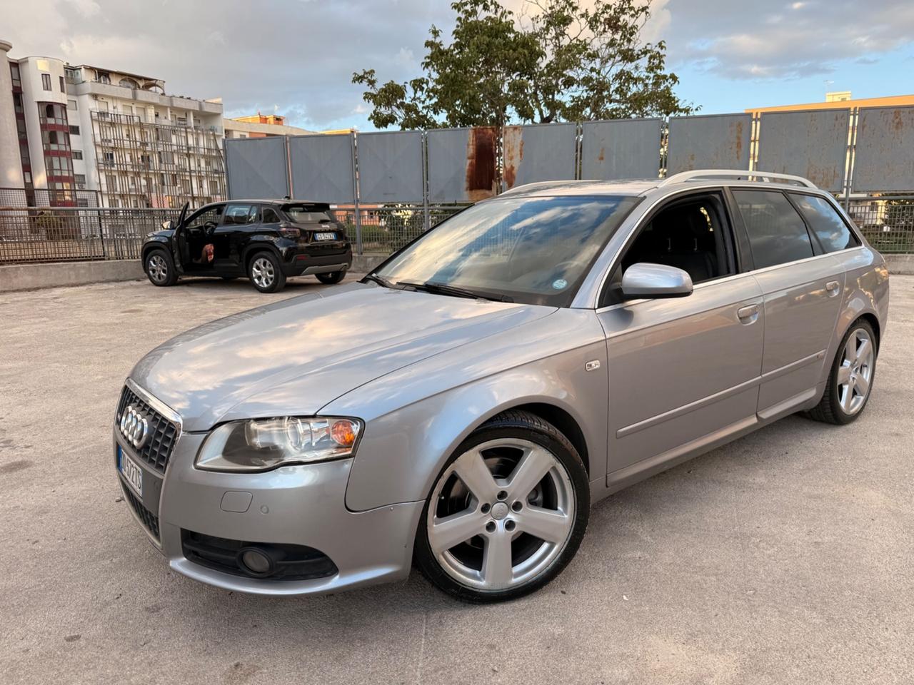 Audi A4 Restyling 2.0/170CV TDI Avant Sline km170