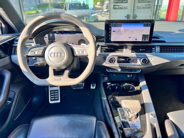 AUDI RS 4 Avant