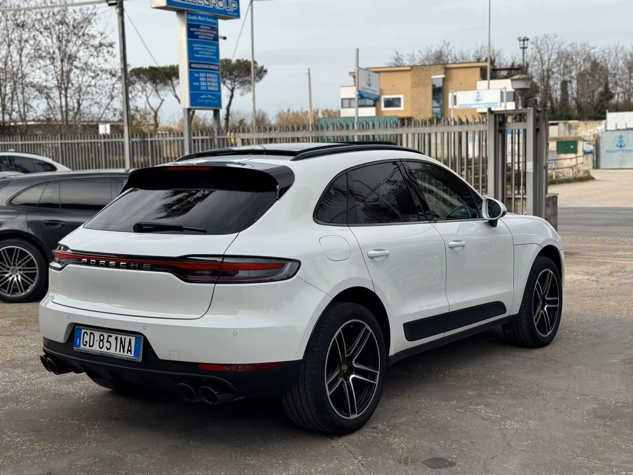 Porsche Macan 2.0 245CV TETTO APRIBILE