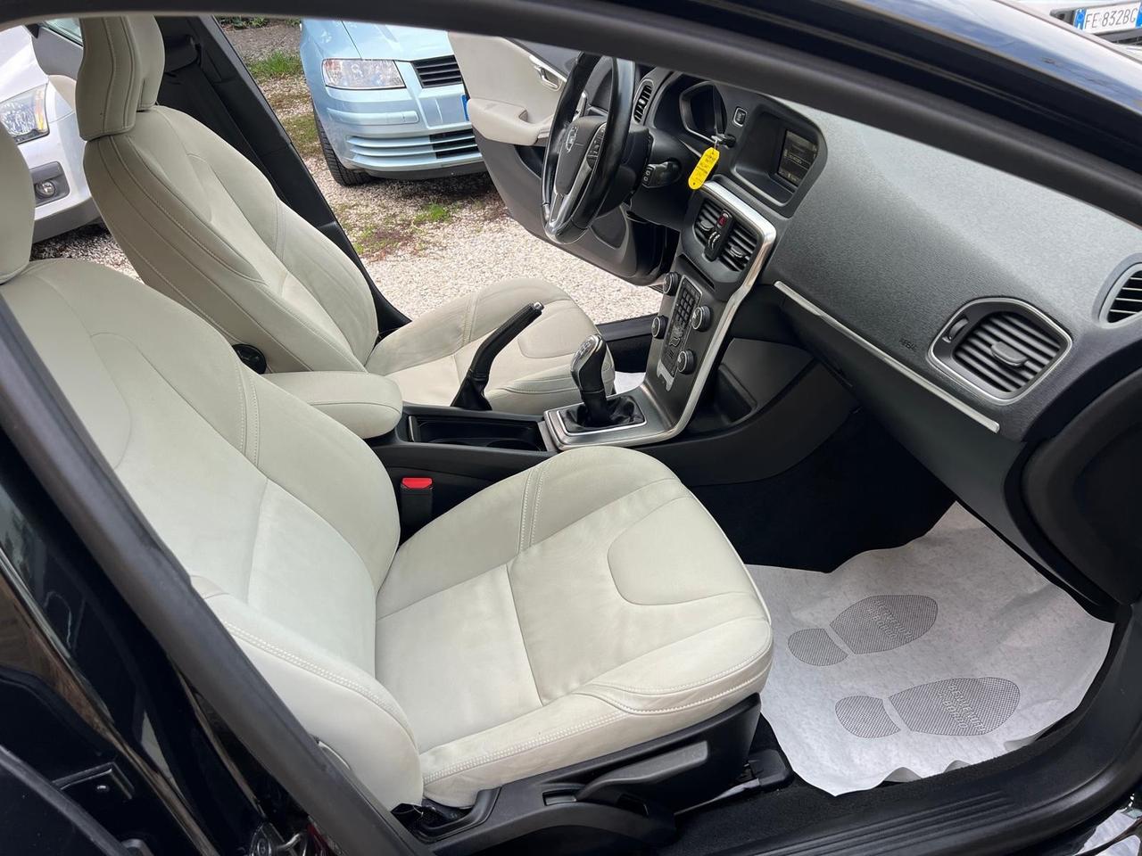 Volvo V40 D2 1.6 Kinetic