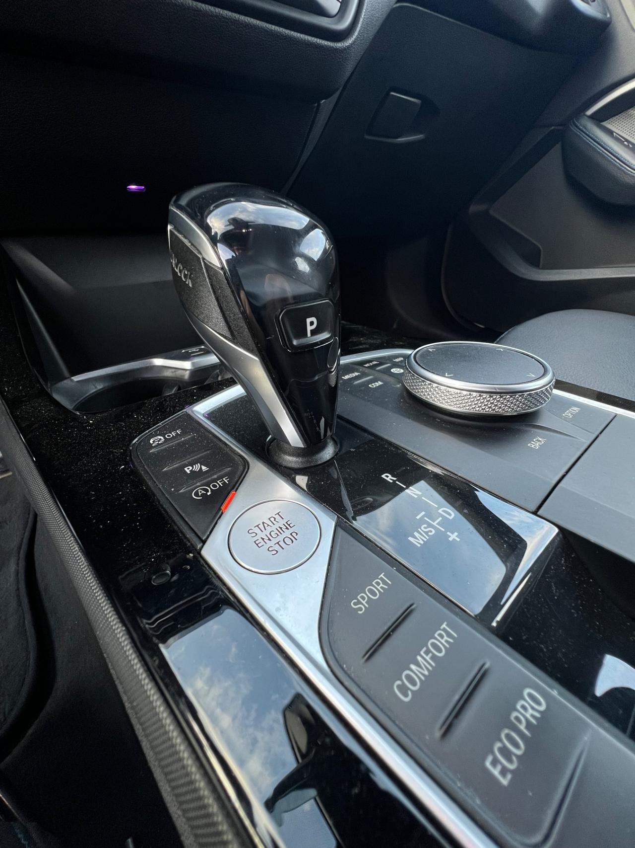 Bmw 116 116d 5p. Msport