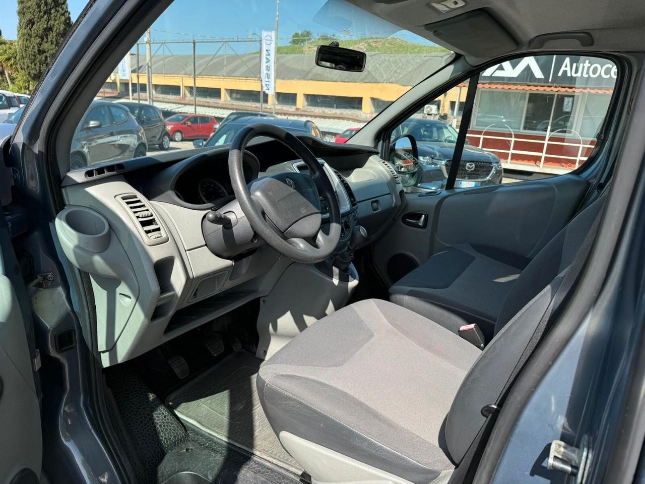 Renault Trafic 2.0 DCI 9 POSTI PULMINO