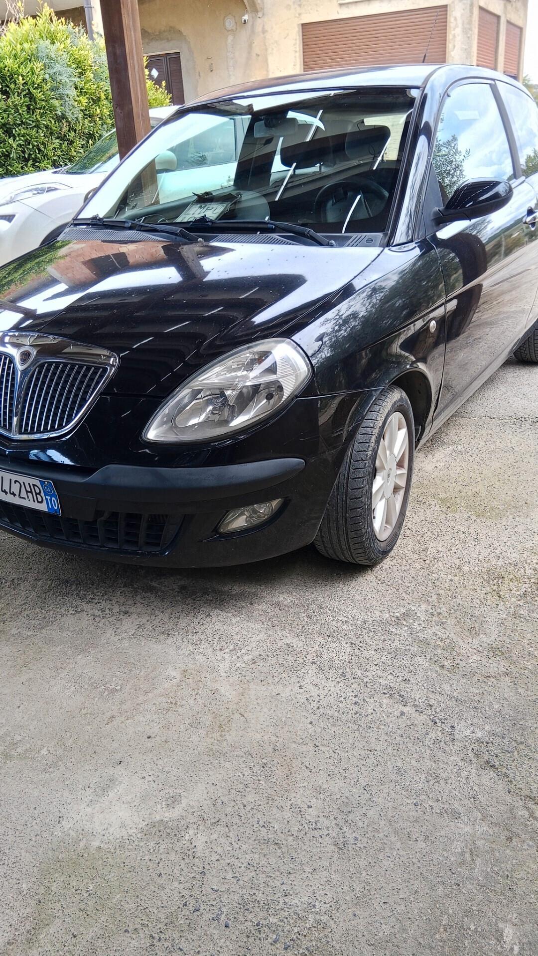 Lancia Ypsilon 1.3 diesel