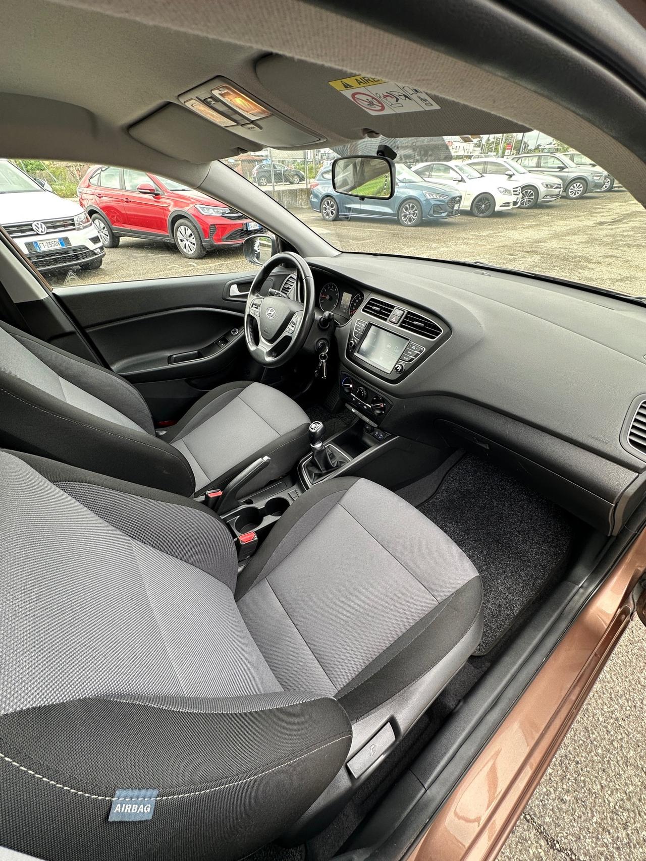 Hyundai i20 1.2 5 porte Econext Connectline - 2019