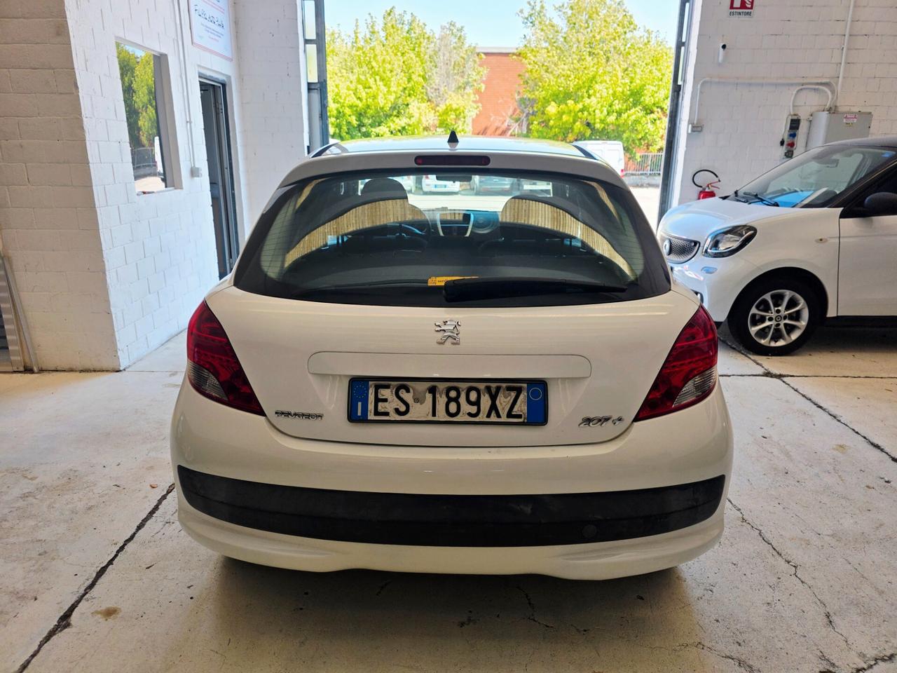 Peugeot 207 Plus 1.4 8V 75CV 5p. ECO GPL