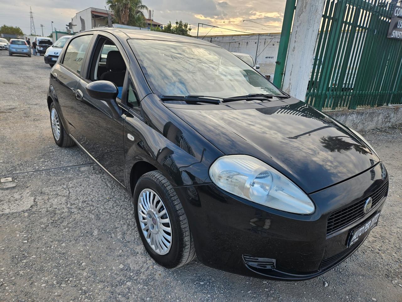 Fiat Grande Punto 1.4 GANCIO TRAINO/GPL
