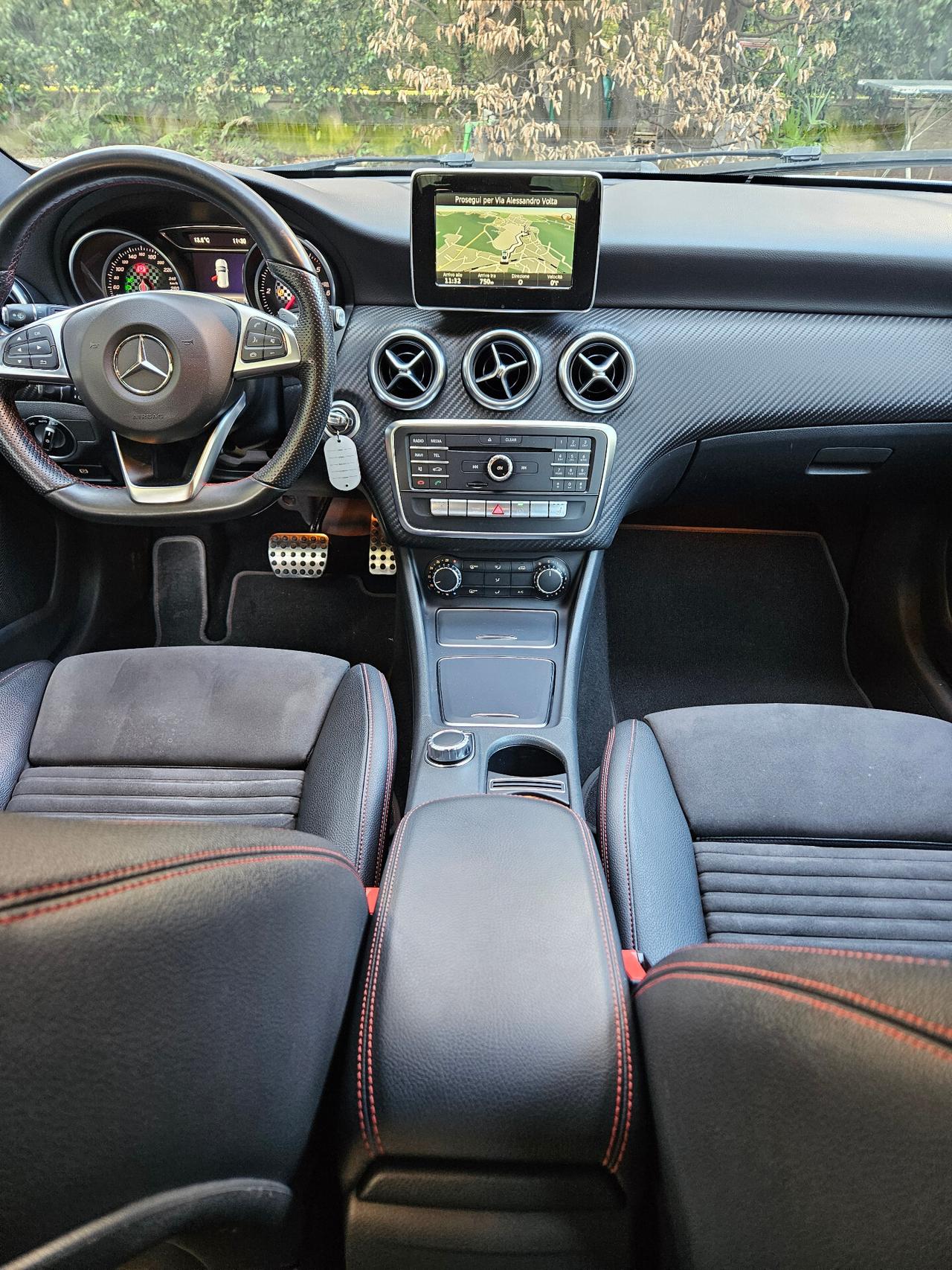 Mercedes-benz A 220 d Automatic Premium