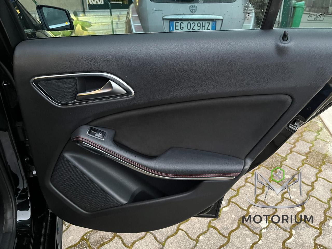 Mercedes A 180 D Premium 7G-DCT my16