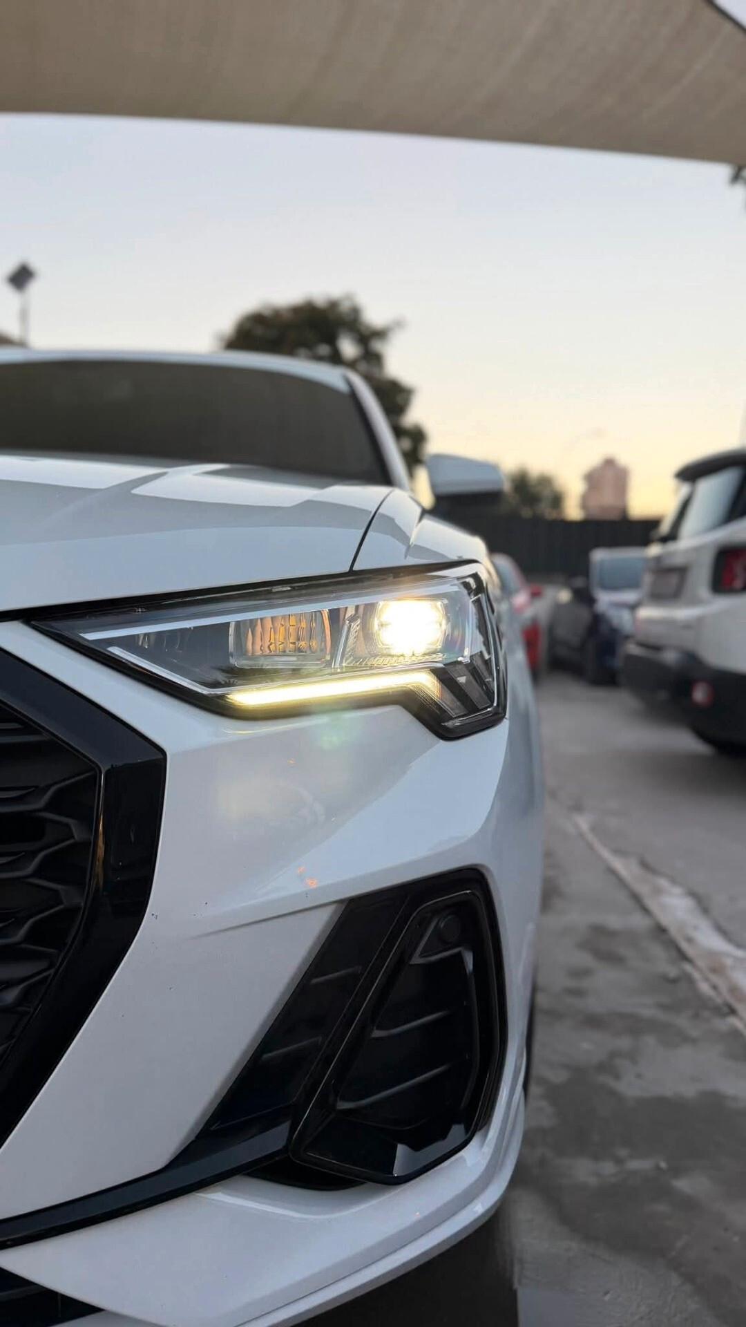 Audi Q3 S LINE