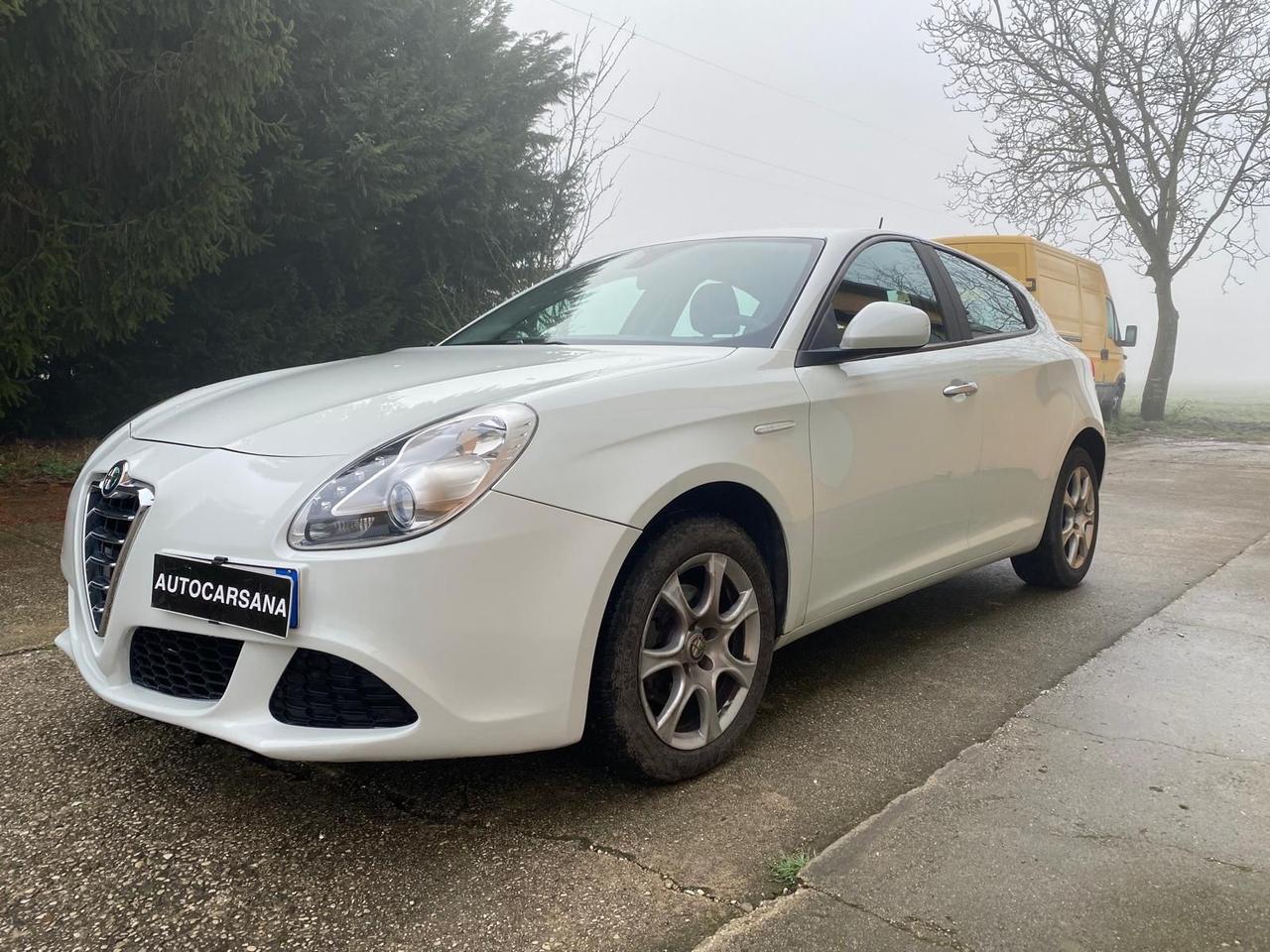ALFA ROMEO GIULIETTA 1.6 JTDm-2 MOLTO BELLA GUARDA
