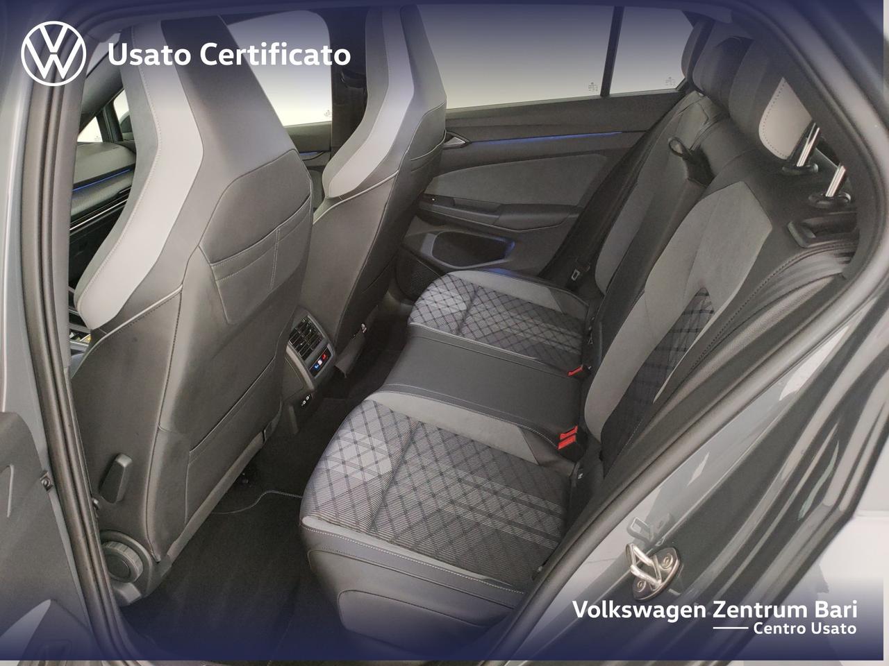 Volkswagen Golf 1.5 etsi evo r-line 130cv dsg