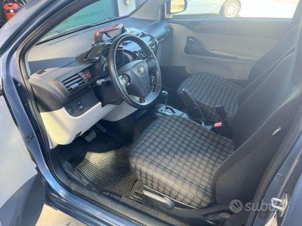 Toyota iQ 1.0 CVT Lounge