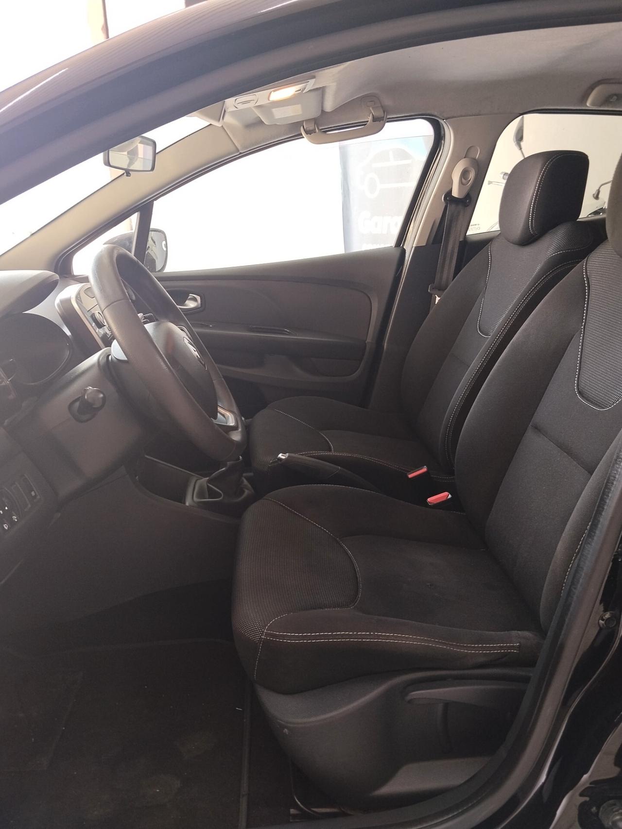 Renault Clio 1.5 diesel 2018 CON GARANZIA