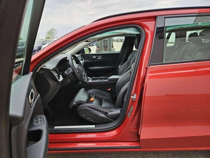 Volvo V60 2.0 b4 Plus Dark auto RUN&DRIVE - INCIDENTATA