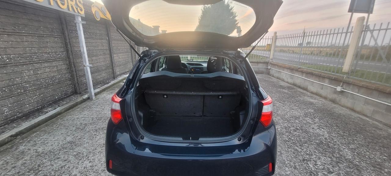 Toyota Yaris 1.5 Hybrid 5 porte Cool
