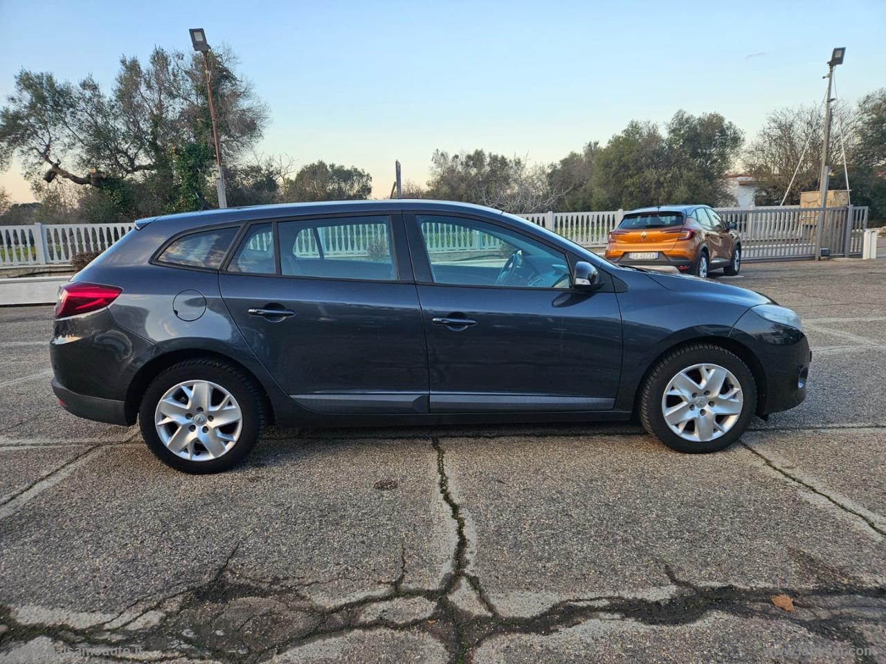 RENAULT Mégane 1.5 dCi 110 CV ST Attractive