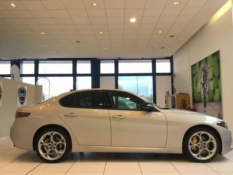Alfa Romeo Giulia 2.0 Turbo 280 CV AT8 AWD Q4 Sprint MY24