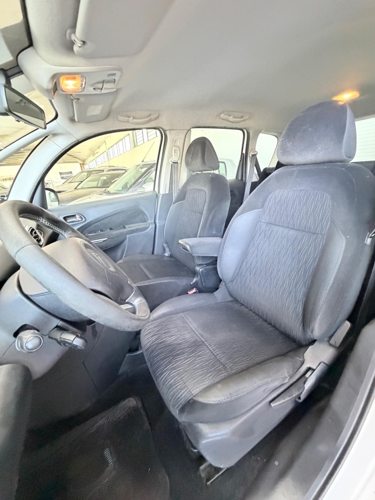 Citroen C3 Picasso 1.6 HDi 90 airdream Exclusive Style