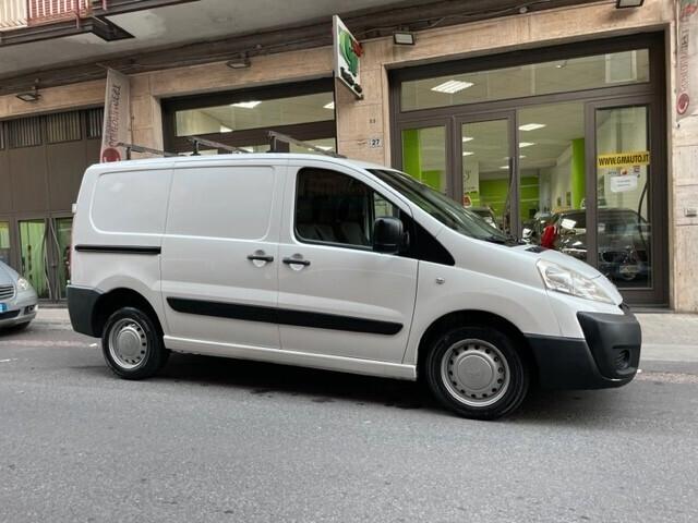 Peugeot Expert 2.0 HDi 120CV