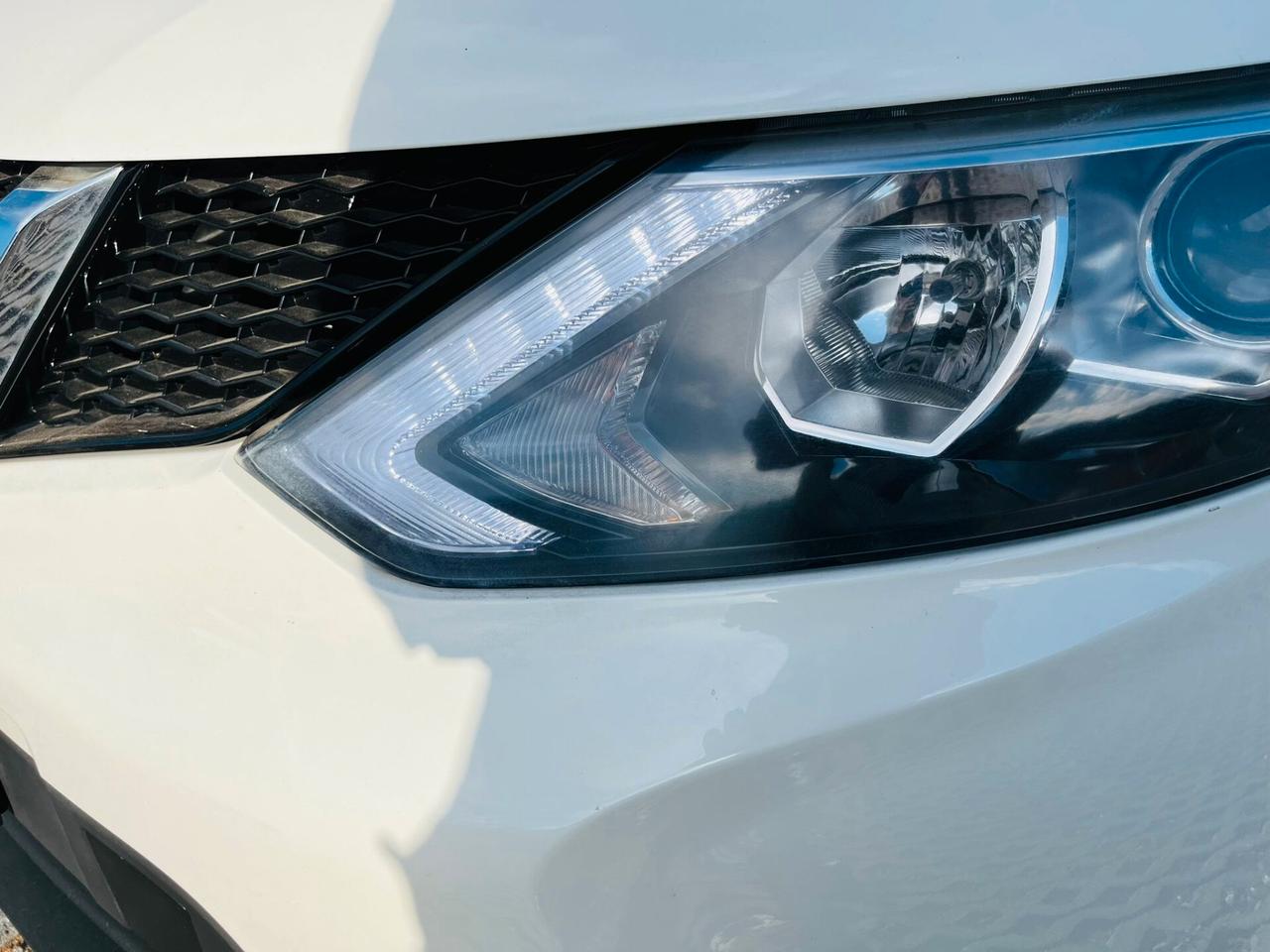 Nissan Qashqai 1.5 dCi Tekna diesel corso sicilia n 34 paterno'