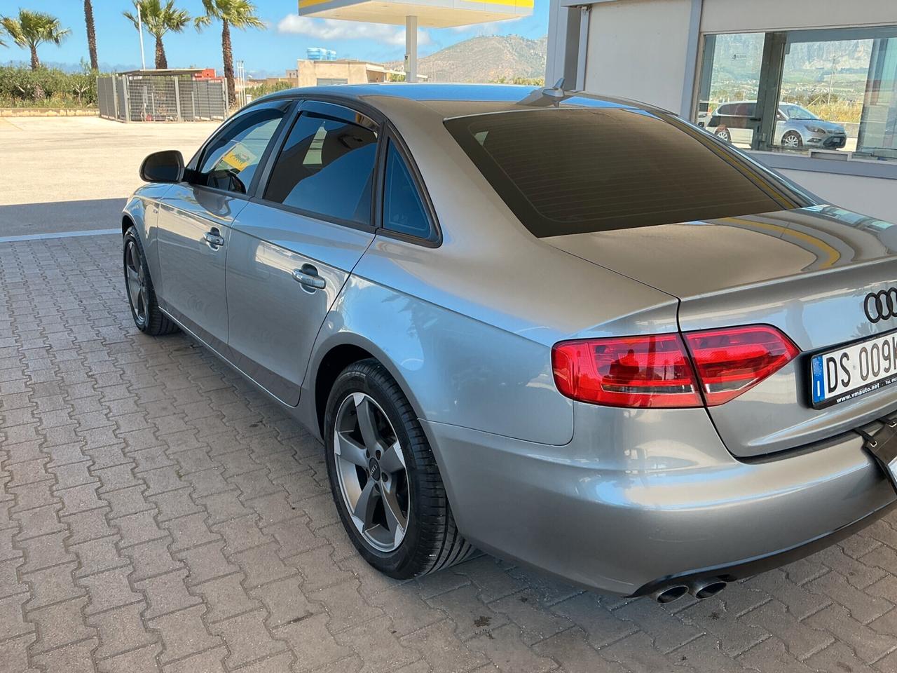 Audi A4 2.0 TDI 143CV F.AP. mult.
