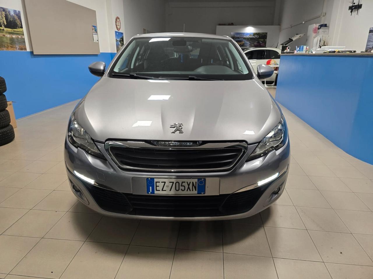 Peugeot 308 BlueHDi 120 S&S Business