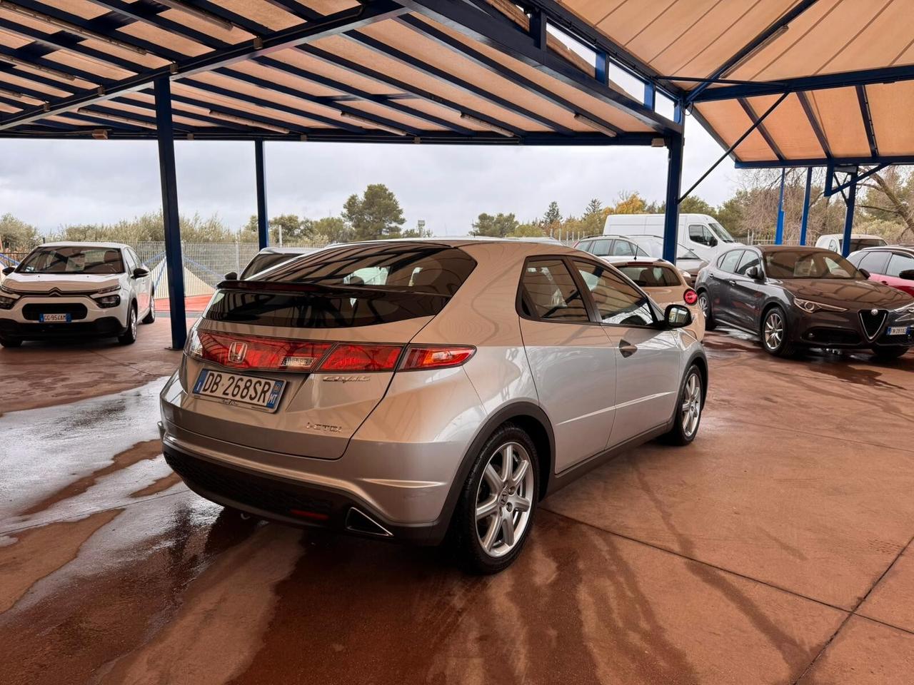 Honda Civic 2.2 i-CTDi 5p. Executive