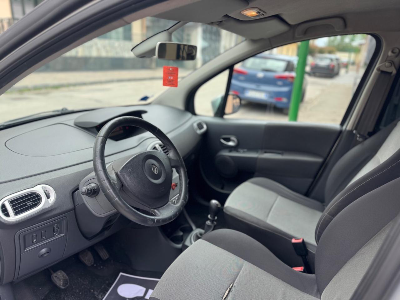 Renault Modus Grand 1.5 dCi 105CV Dynamique