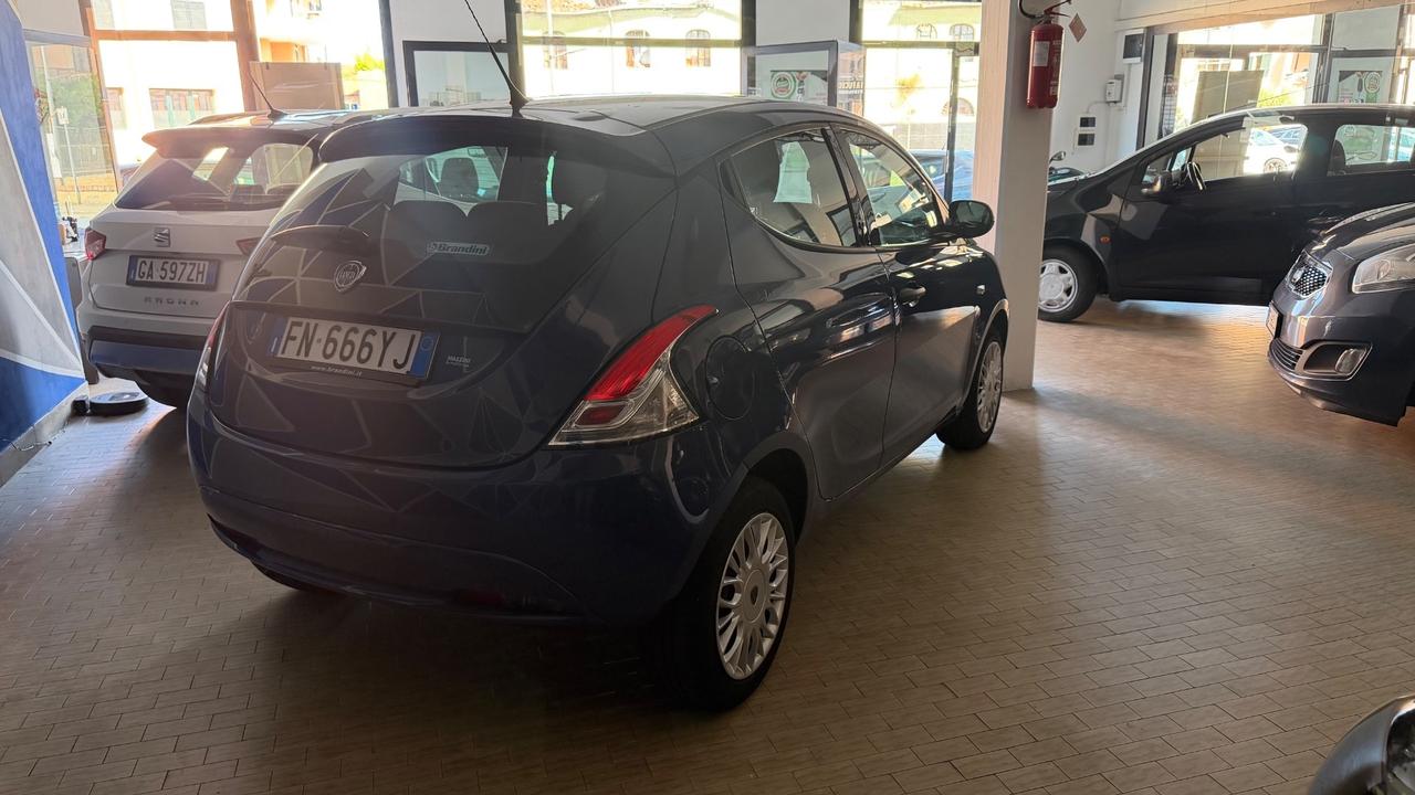 Lancia Ypsilon 1.3 MJT Platinum