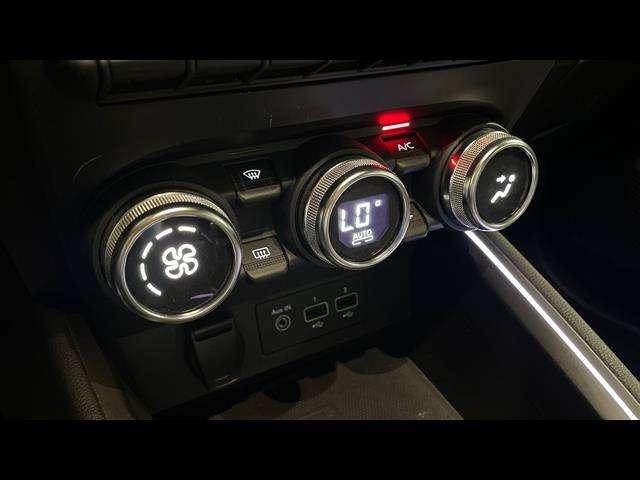 Renault Clio 1.6 E-Tech hybrid Intens 140cv auto my21