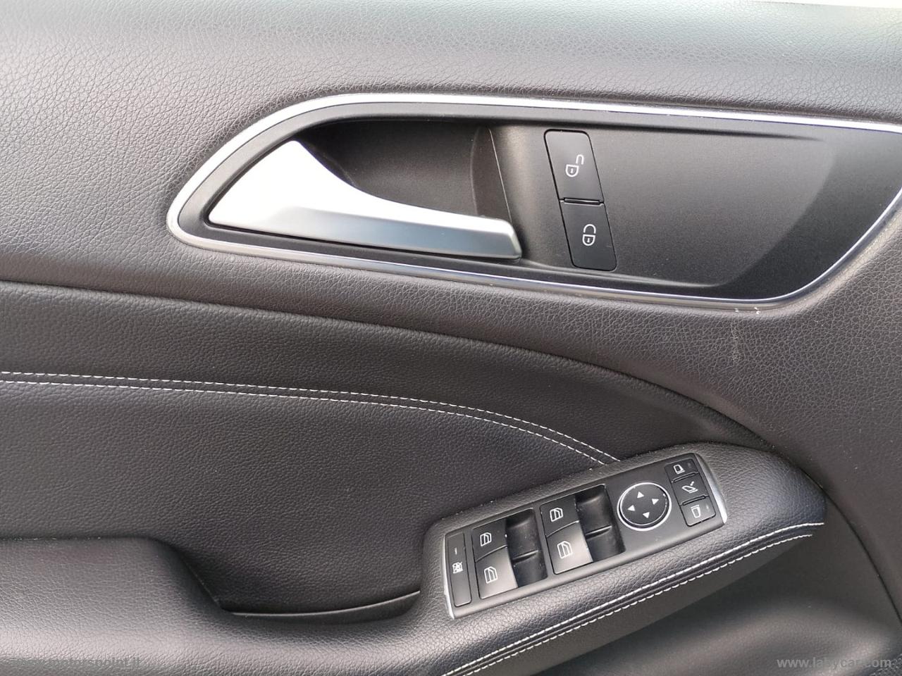 MERCEDES-BENZ B 200 CDI Automatic Premium