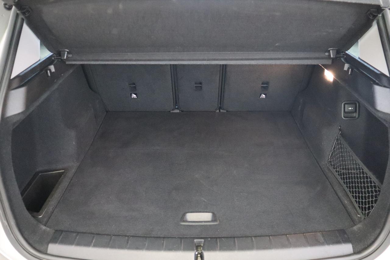 BMW X1 SDRIVE 18d sDrive18D BUSINESS ADVANTAGE STEPTRONIC