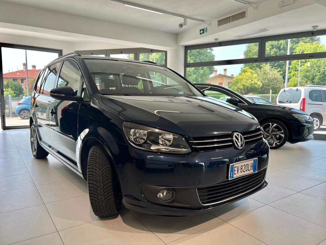 Volkswagen Touran 1.6 TDI DSG Comfortline