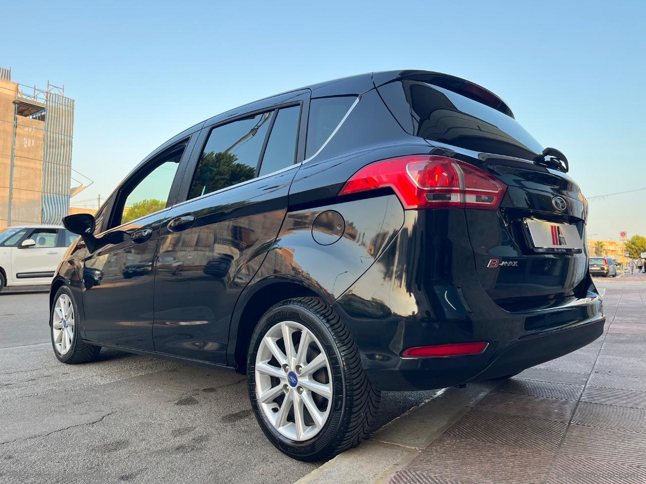 FORD B-Max 1.5 TDCi 75 CV Business Titanium