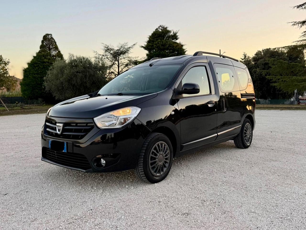 Dacia Dokker con posti 1.6 GPL neopatentati UNIPROPR