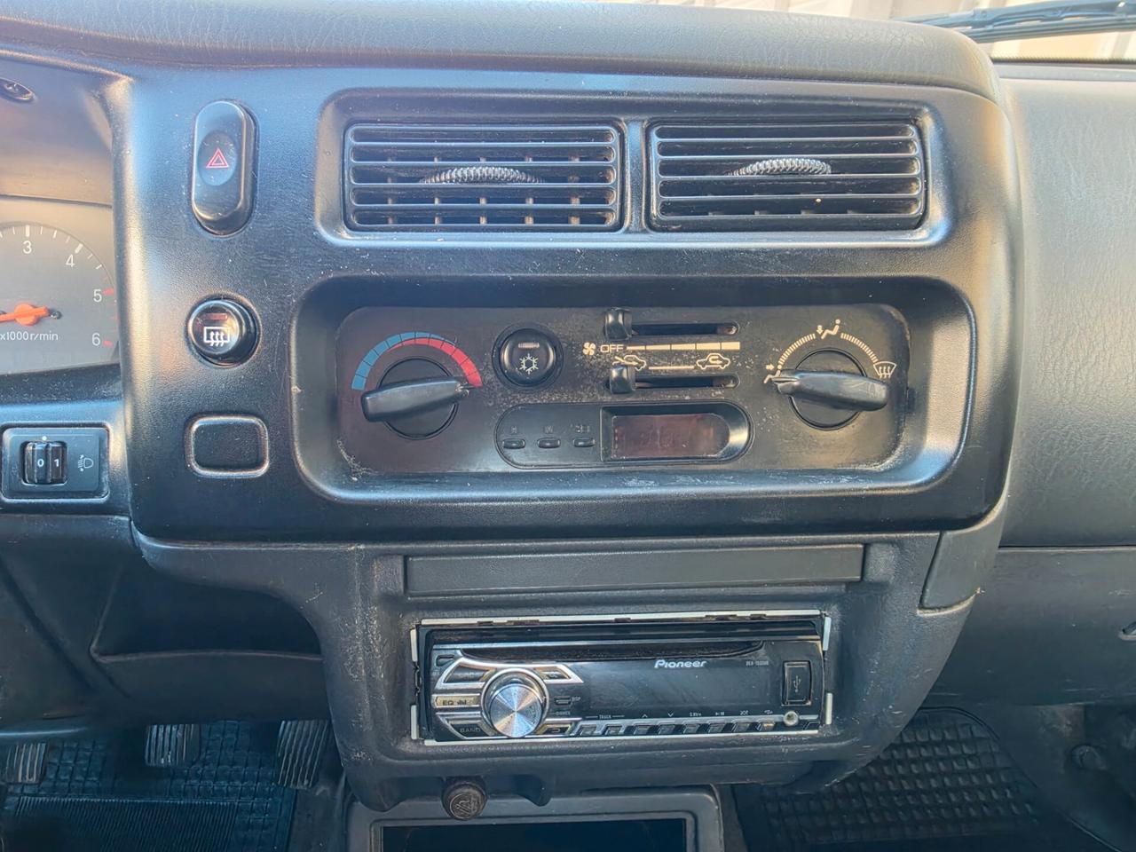 Mitsubishi L200 2.5 TDI 4WD Single Cab Pick-up GL